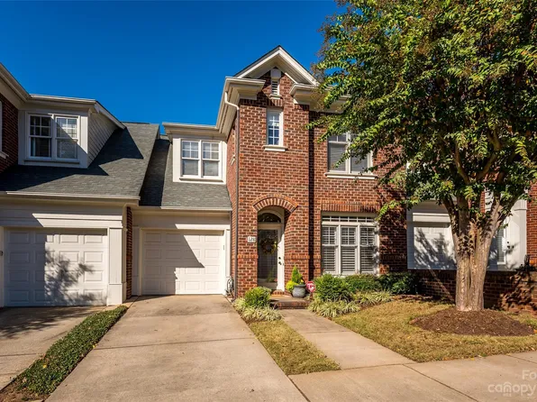 128 Sloane Square Way, Charlotte, NC 28211