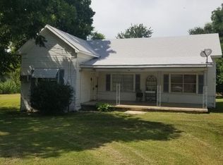1115 Elm St, Teague, TX 75860
