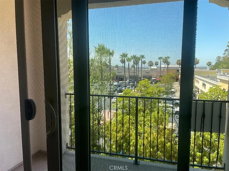 1412 El Paseo — Photo 14