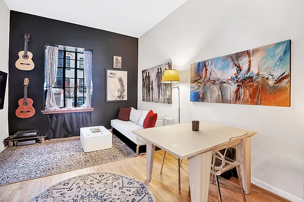 Sold by Compass | media 1