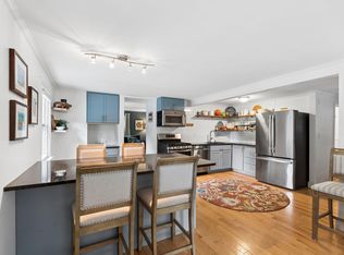 15 Oakwood Road, Cape Elizabeth, ME 04107