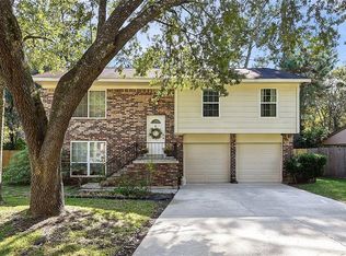 5 Whistlers Ct, Spring, TX 77380