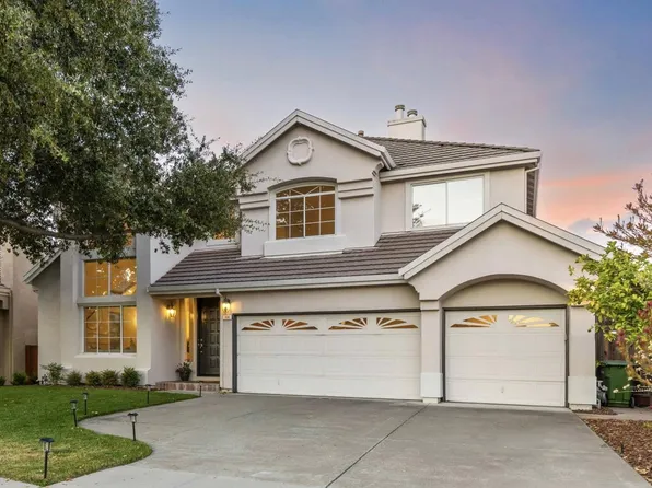 904 Capri Dr, Campbell, CA 95008