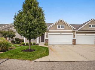 2992 Raspberry Ln, Holland, MI 49424