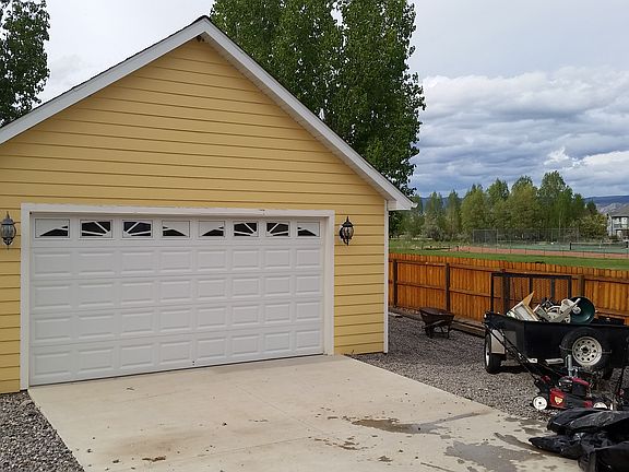 Detached garage 24'x24'