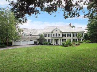 1084 Sturges Hwy, Fairfield, CT 06824