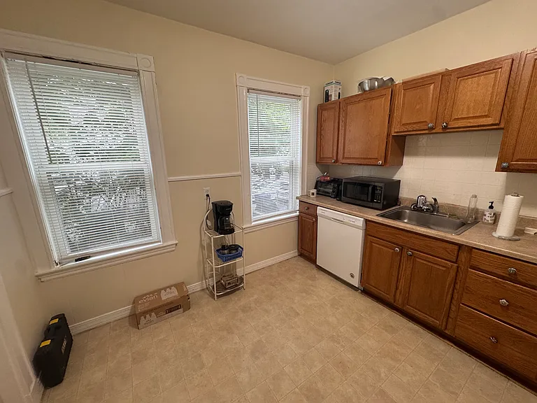 22-24 Marion Rd #1 — Photo 8