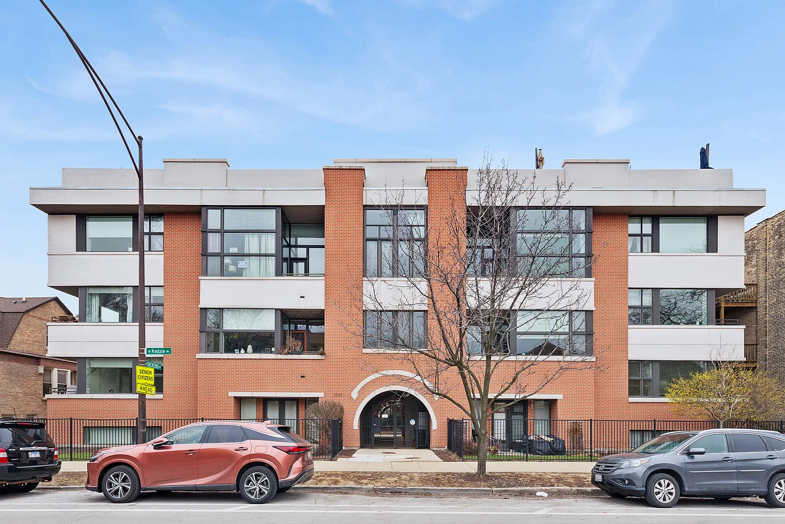 2065 N Kedzie Ave #217 photo 1