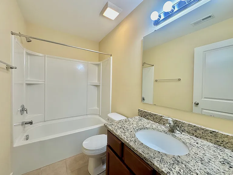 12754 Livengood Ln — Photo 17