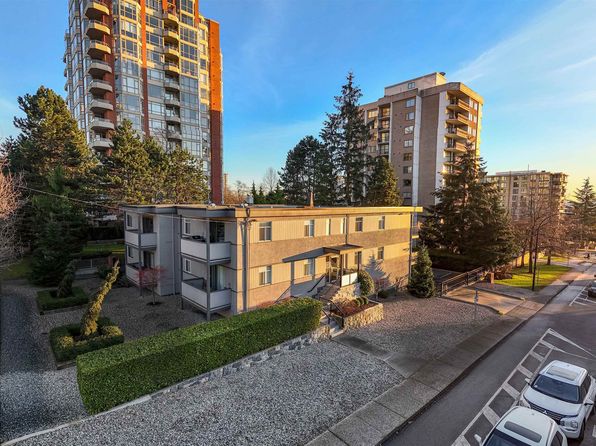 748 Chesterfield Ave, North Vancouver, BC V7M 2M6