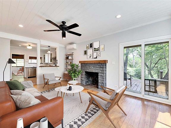 2nd image of 2108 River Hills Rd #A