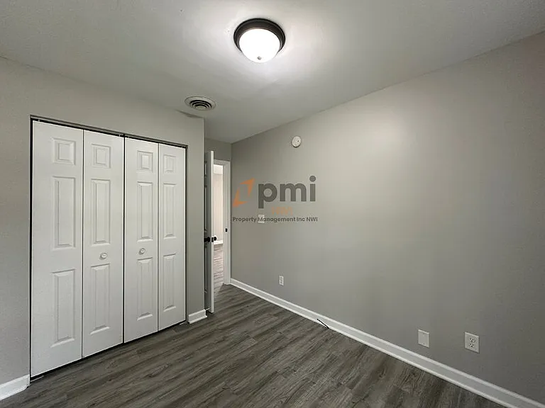 12910 Cline Ave #C — Photo 10