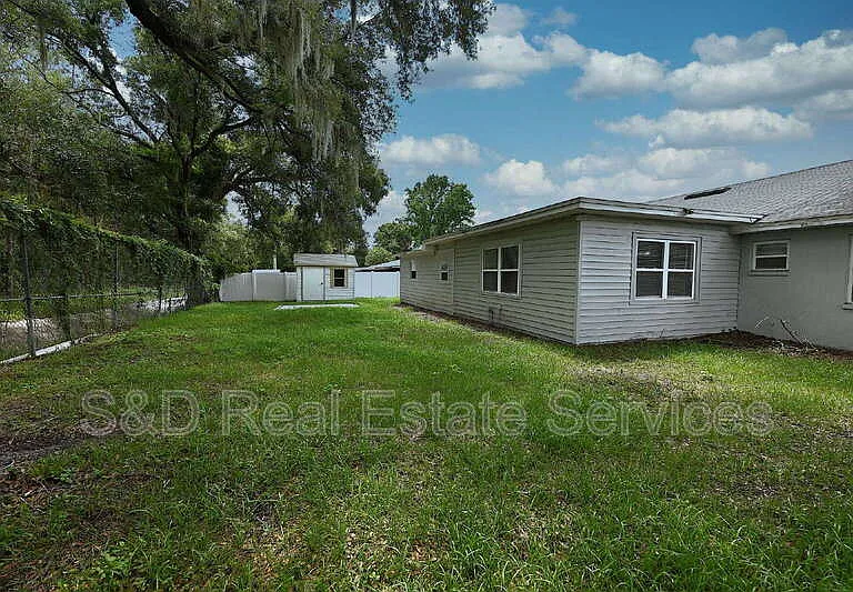 907 Swann Dr — Photo 49