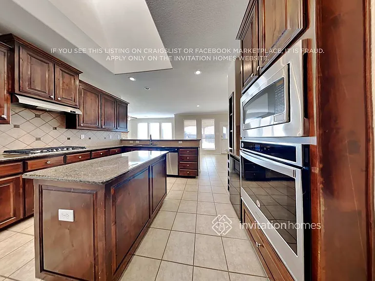 10645 Devinstone Dr — Photo 8