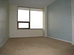 4th image of 14 Greenway Plz Unit 19N
