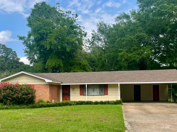 5808 Medallion Dr, Jackson, MS 39211