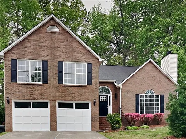 704 River Valley Dr, Jonesboro, GA 30238
