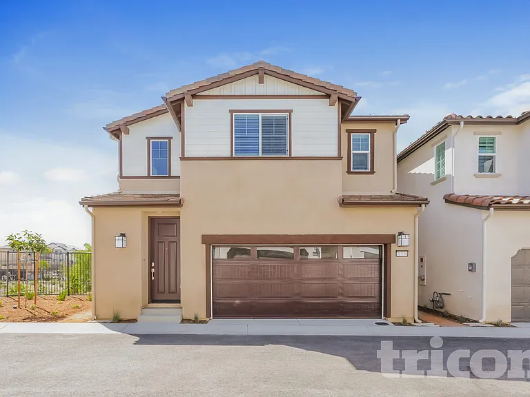 31556 Hans Dr — Photo 1