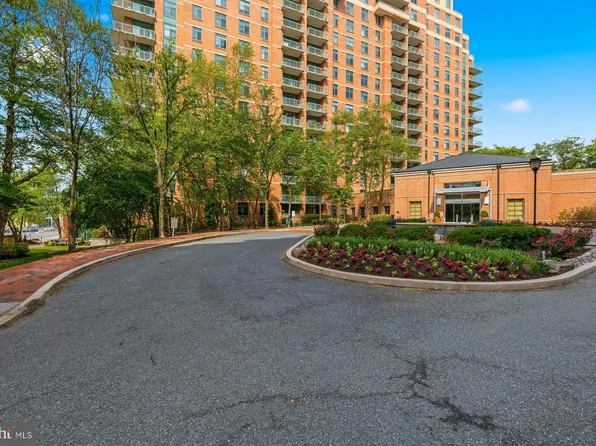 11700 Old Georgetown Rd Unit 1103, North Bethesda, MD 20852