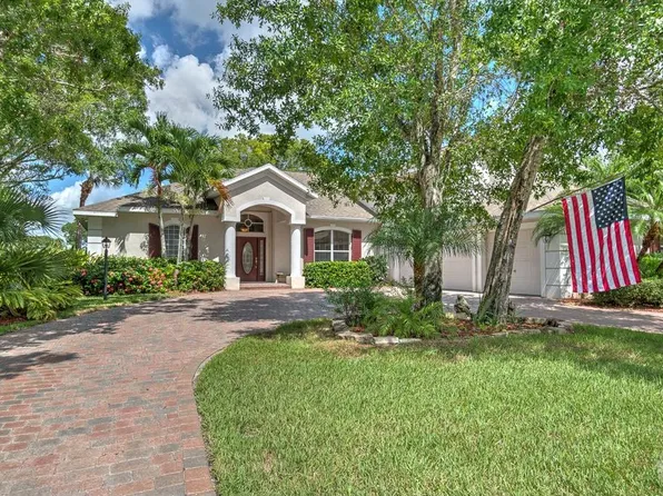 665 44th Ave SW, Vero Beach, FL 32968