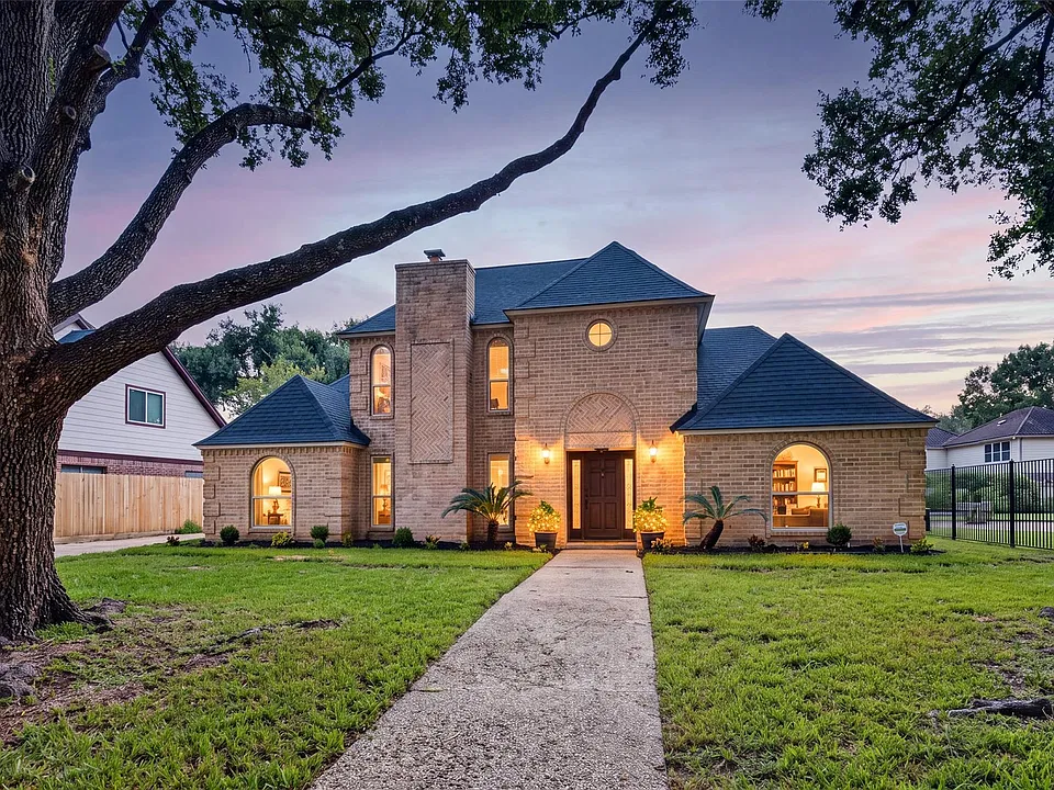 707 Cranfield Ct