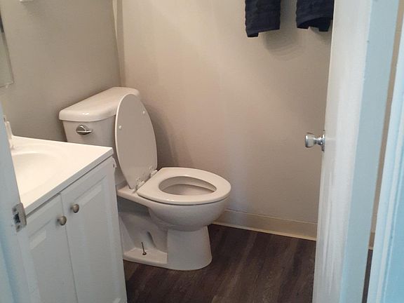 3rd image of 2200 Fitzroy Dr #110