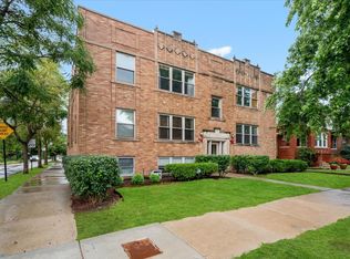 2458 W Grace St Unit 2, Chicago, IL 60618