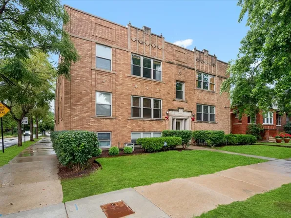 2458 W Grace St Unit 2, Chicago, IL 60618