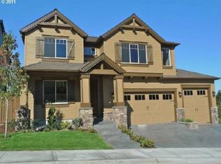 9847 NW Crossing Dr, Portland, OR 97229