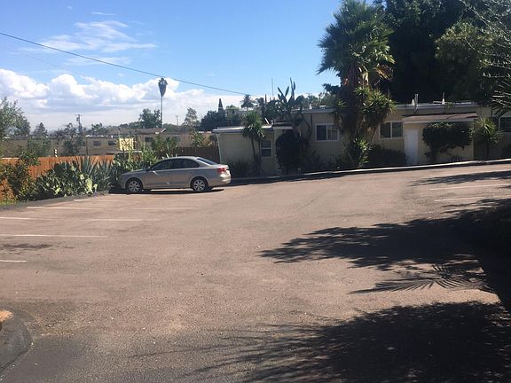 4th image of 4945 Comanche Dr APT F