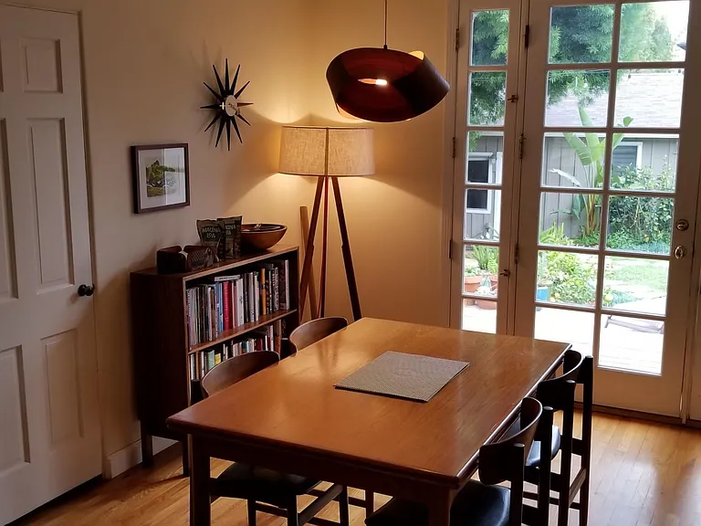 1312 Robbins St — Photo 3