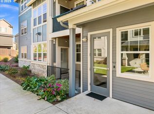 17149 SW Snowdale St UNIT 104, Beaverton, OR 97007