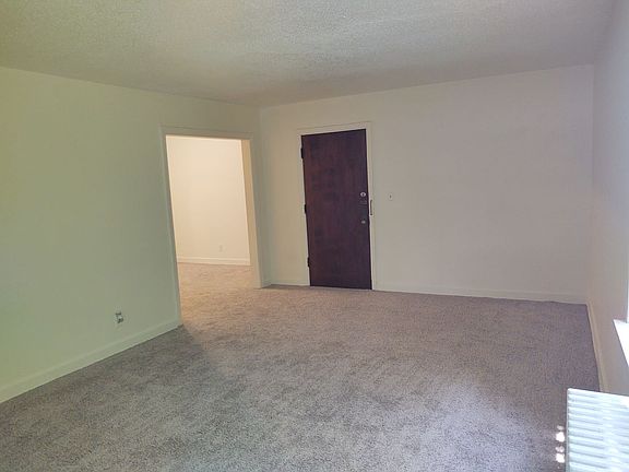 4th image of 1314 20th St Unit 6