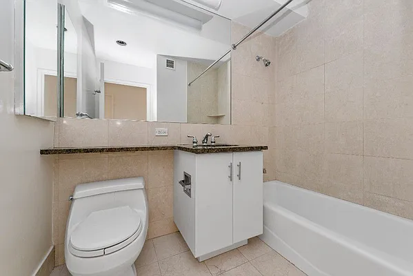 Rented by Hakimian Management | media 56