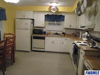 3rd image of 1943 Bear Paw Dr