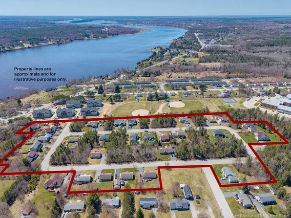LOT Mills St, Miramichi, NB E1V 7L1