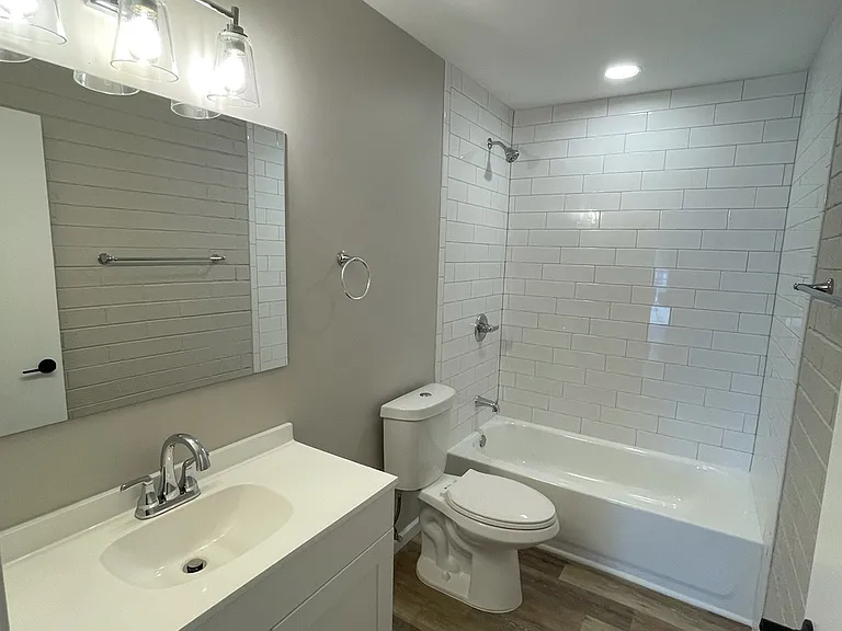1606 E Catalina Dr #B — Photo 11