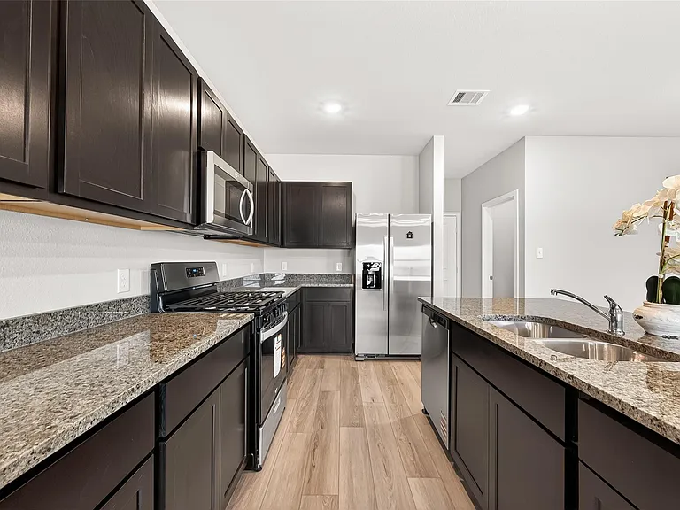 5330 Buffalo Grass Ln — Photo 18