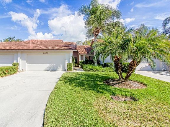2nd image of 3962 Wilshire Cir E #162