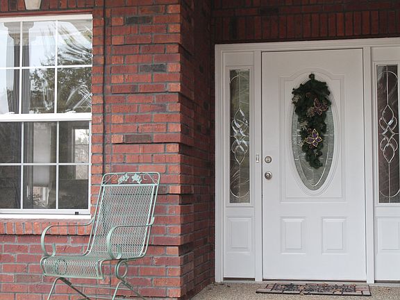 2nd image of 141 Fernwood Dr