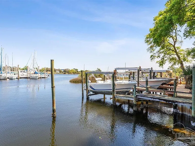1261 Mahogany Mill Rd — Photo 4