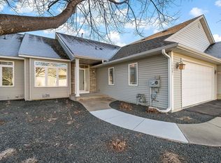 14601 Hunters Ln, Savage, MN 55378