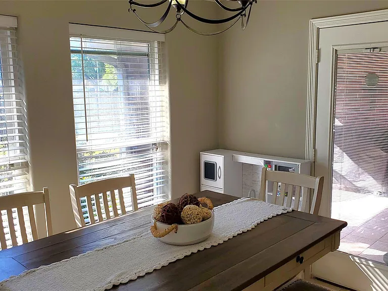 5106 Misty Ln — Photo 8