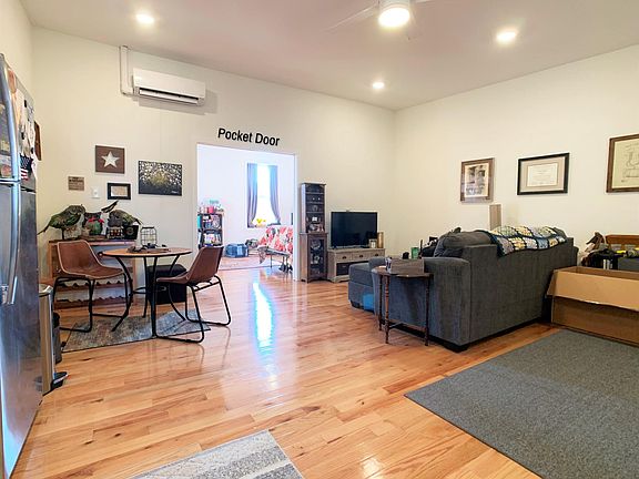4th image of 1531 W Girard Ave APT 3F