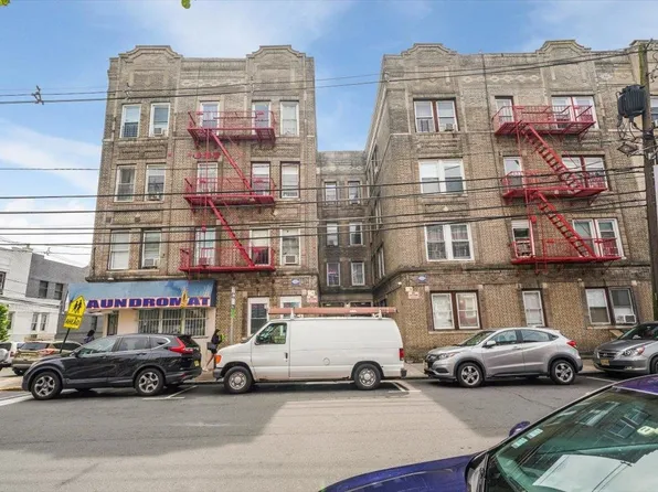 5612 Hudson Ave APT 2C, West New York, NJ 07093