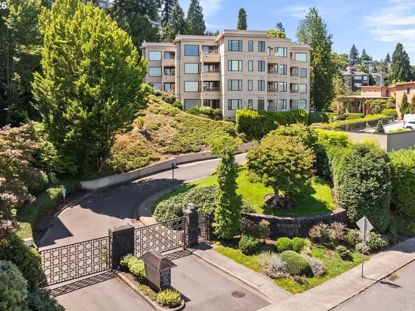 762 NW Westover Sq, Portland, OR 97210