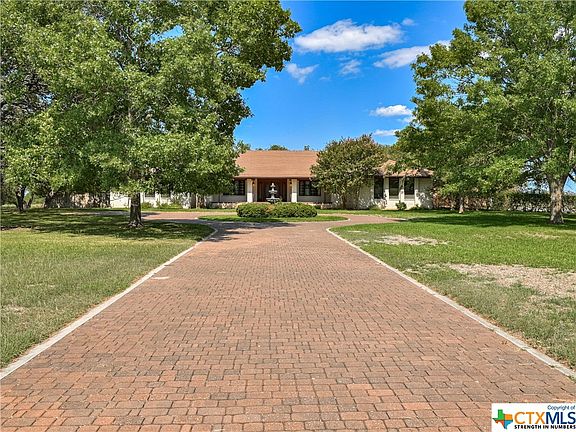 2nd image of 100 Wildcat Hollow Dr