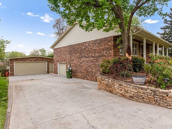 3rd image of 1201 Westfield Dr