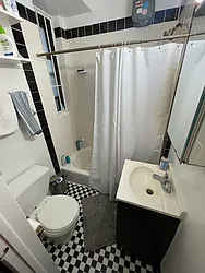 Rented by R New York