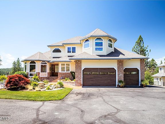 3rd image of 18634 W Quail Ln